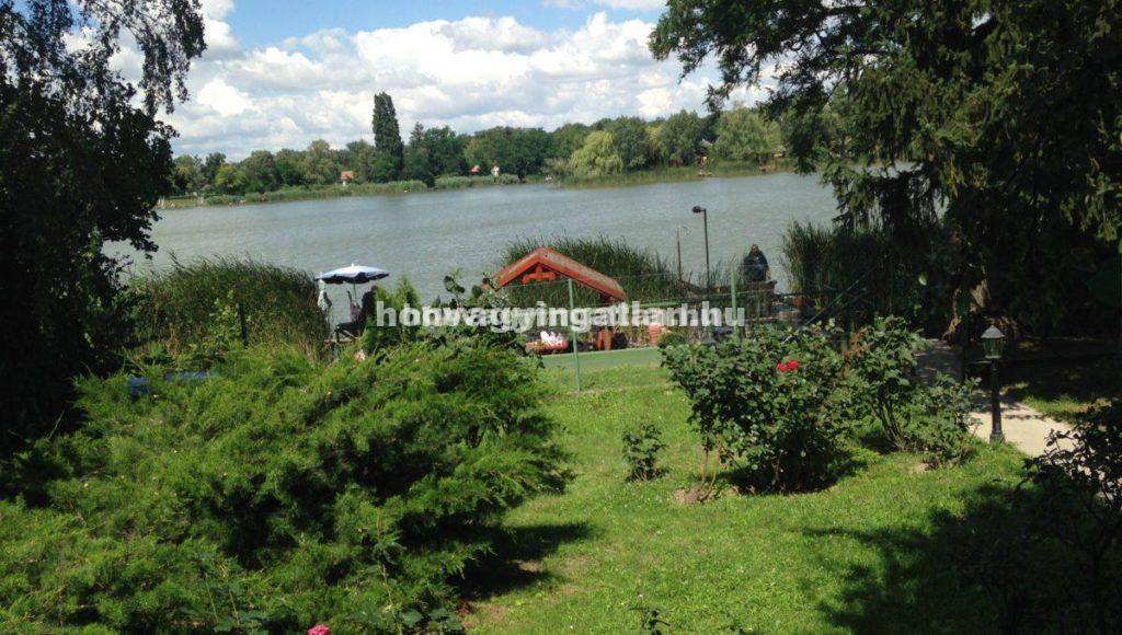 Kiskunlacházi nyaraló